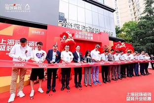 上海海港队周一集结开启新赛季备战 贺惯、冯劲等外租球队归队